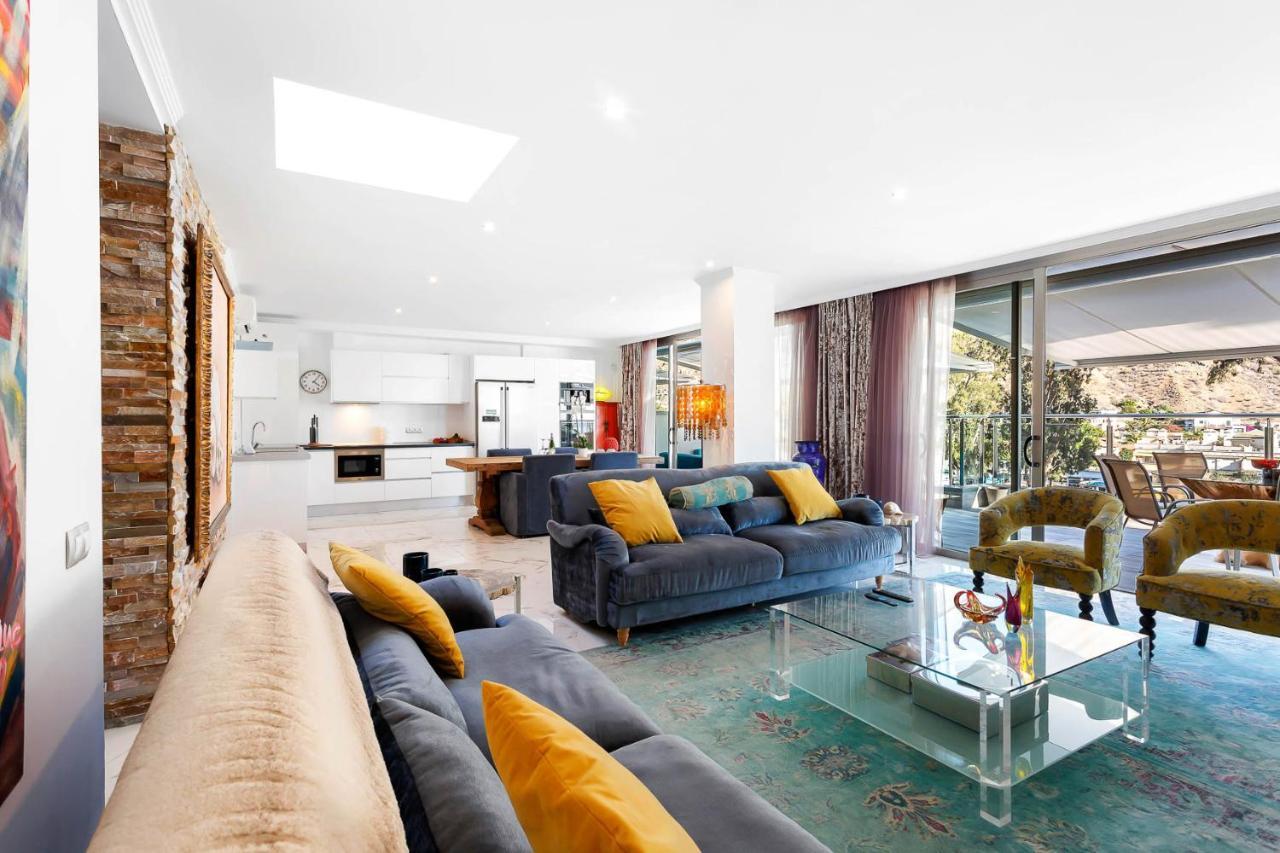 Rivera Del Puerto Luxury Penthouse With Great Terrace And Sea View 莫甘海滩 外观 照片